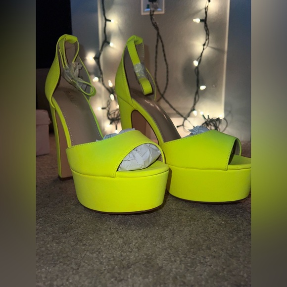 Bella Marie “Brysen” Heels - Picture 2 of 11